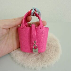 Mini Bucket Bag Charm Barbie Pink